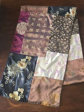 Pier 1 Table Runner